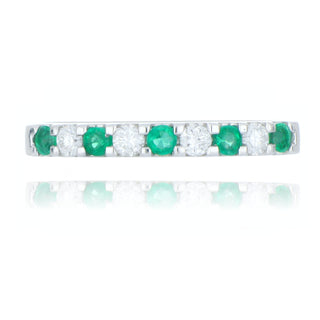 9ct white gold 0.16ct emerald and diamond half eternity ring