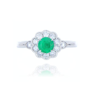 18ct White Gold Emerald And Diamond Vintage Style Cluster Ring