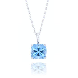 18ct White Gold 5.39ct Blue Topaz And Diamond Necklace