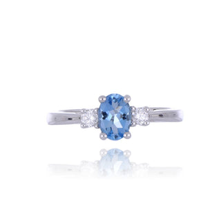 18ct White Gold 0.64ct Aquamarine And Diamond 3 Stone Ring